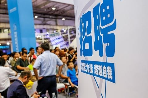 大学生|大学生已经不吃香了，各行各业竞争激烈，这个岗位缺口却高达千万