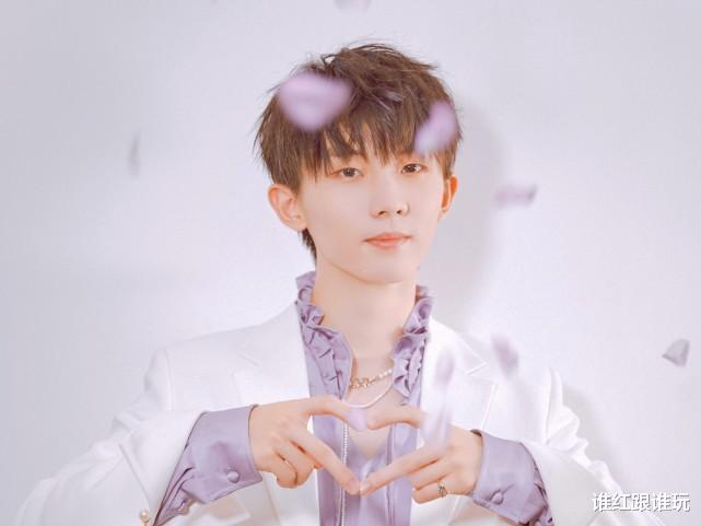 马嘉祺|因缺席跨年,马嘉祺粉丝开撕时代峰峻!4人高考却只有一人缺席?