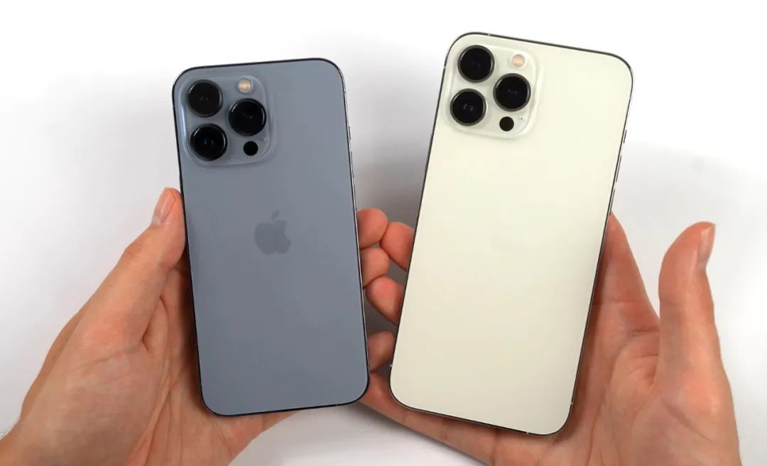 小米科技|雷军称小米高端手机对标苹果，预热小米12，试图打动小米6钉子户