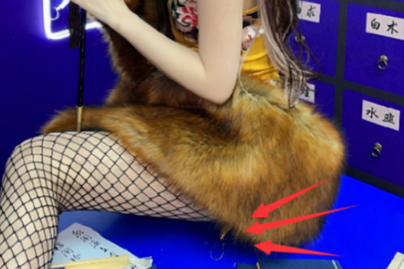 赵丽颖|杨清柠换上“渔网”袜，走御姐路线险翻车？天赐再遇美女又完胜了