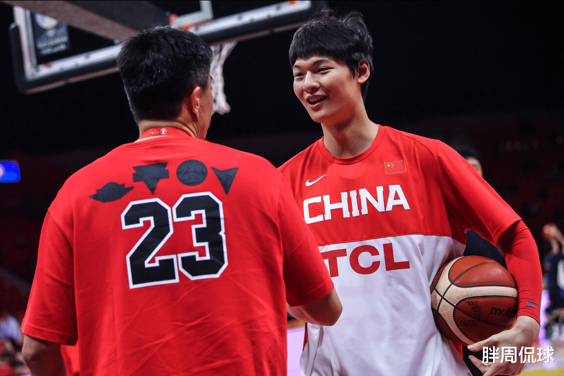 王哲林|王哲林如愿以偿？转投广东悬念揭晓，中国男篮超巨或圆梦总冠军