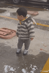 心电图 “现在医生这么大胆了吗，扎双马尾上班？”这心电图能正常吗