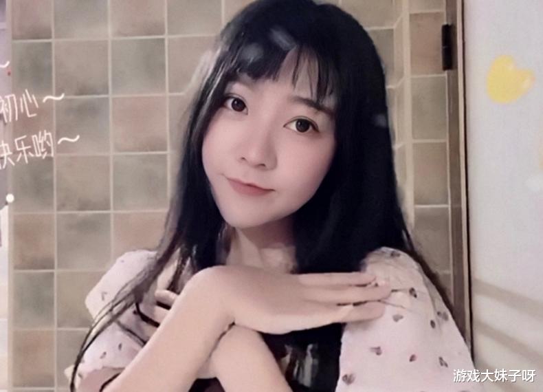 Angelababy|小团团身体出现问题，宣布停播一段时间，却被吐槽是割韭菜的手段