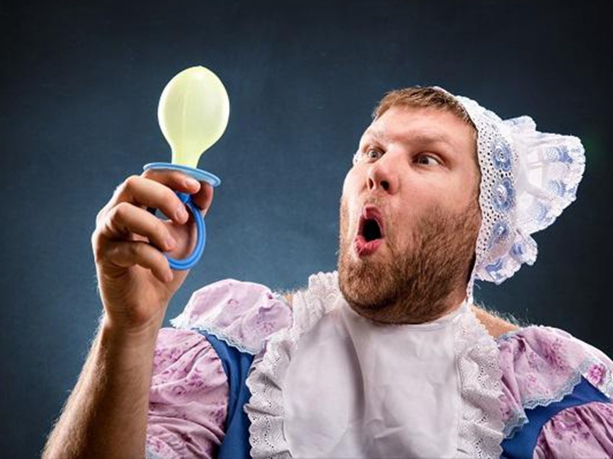 神鸟知讯资讯站 小伙德国留学被骗500元，找中国网警报案，这是什么脑回路？