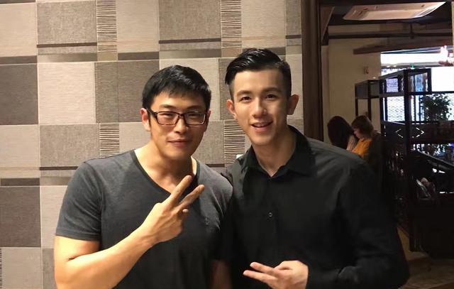 黄民安|41岁男星黄民安去世，被曝演出时突然猝死，多位好友悼念