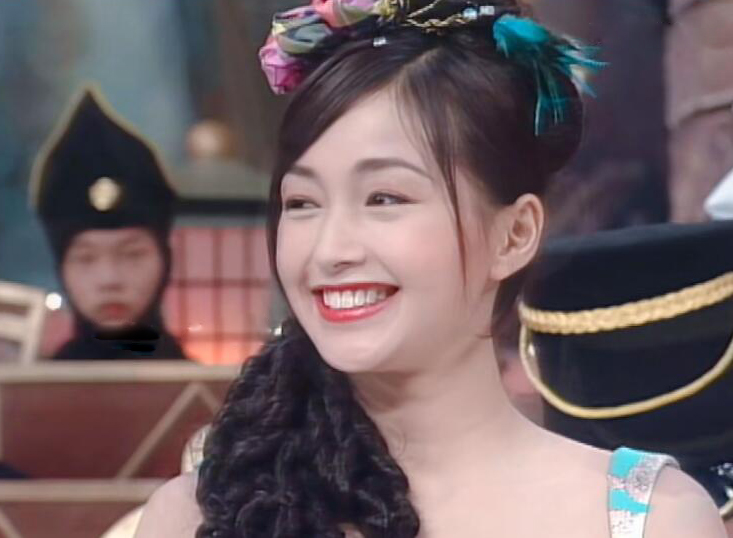 李绮红|4位甜美女星，年轻时灵气逼人，有福气的娃娃脸却没那么好的运气