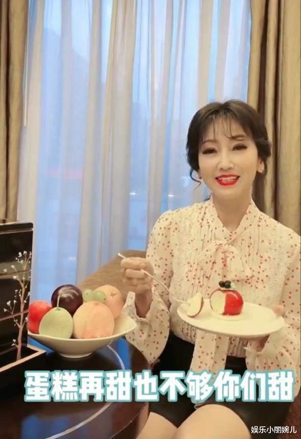 赵雅芝|赵雅芝庆祝自己68岁生日，首次公开真实年龄：何惧时光，数字而已