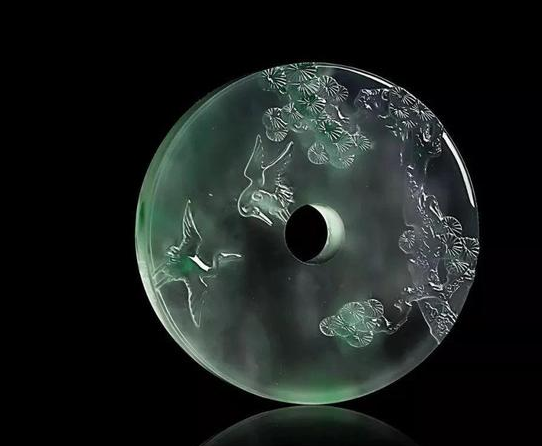 翡翠|翡翠之美，始于天工，成于人匠，终于文化！