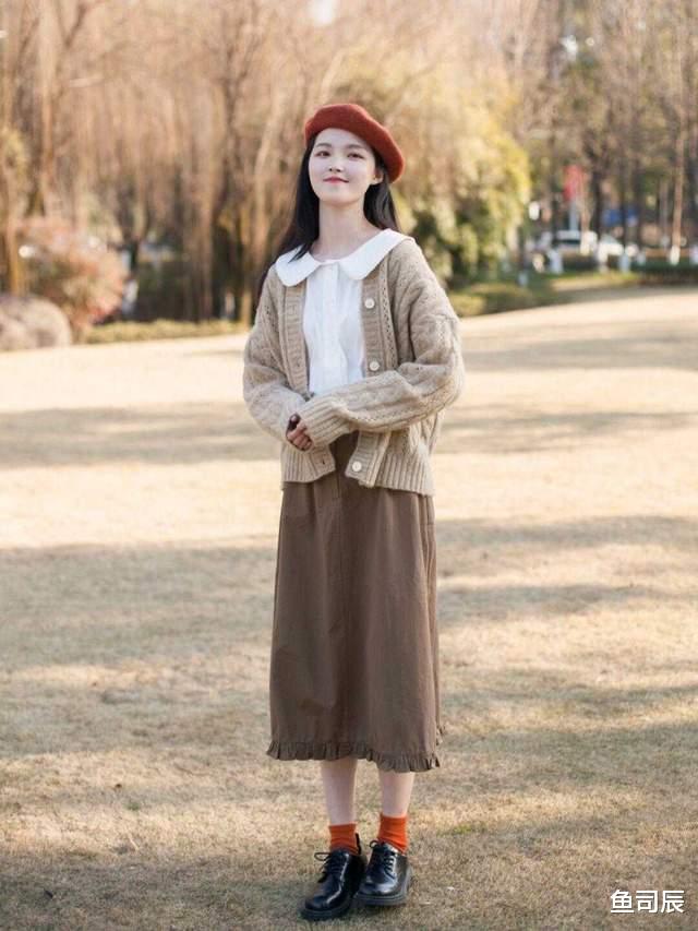 鱼司辰 想要穿衣不过时，借鉴这6位时尚博主的穿搭技巧，实用又洋气