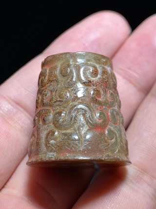 和田玉籽料|春秋 和田玉籽料 蟠虺纹 玉勒子