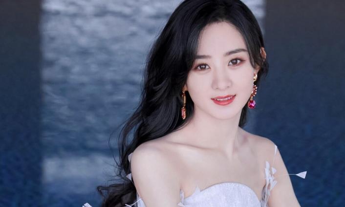 张艺兴|张艺兴携《老九门2》来袭，“启月CP”再次合体，配角主演皆顶流