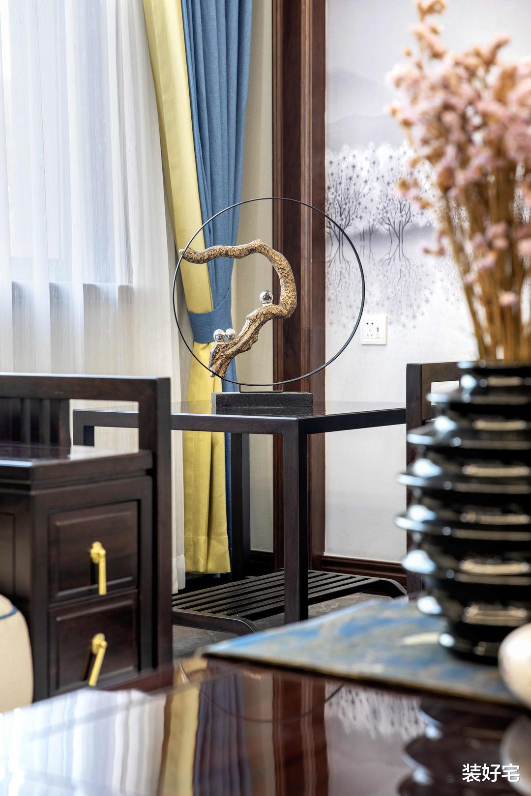 |用心演绎中式的含蓄美，化繁为简兼顾生活，打造富有文化气息的家