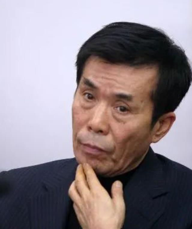 何庆魁|一级演员何树成:与父亲同居12年的女人去世后,亲妈让他披麻戴孝