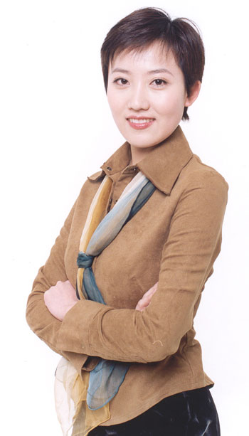 央视|央视著名女主播郑天亮：嫁给同事鲁健，父母帮他们化解生活困局