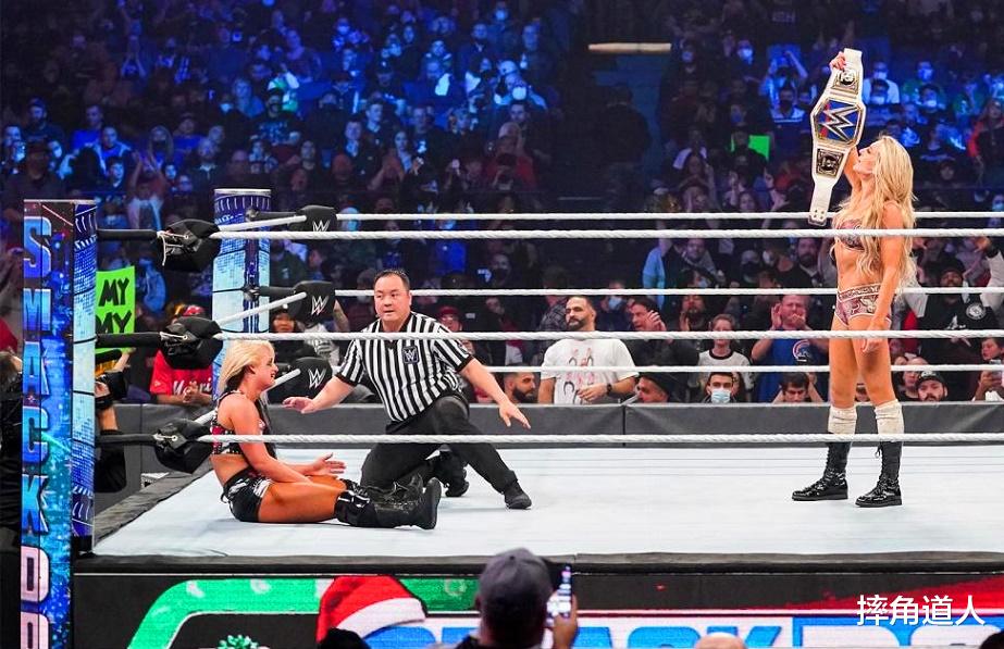 wwe|中邑真辅喜迎WWE洲际冠军挑战者！科尔宾当众体验“嗨皮牛奶浴”