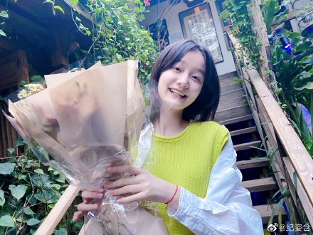 原神|还记得《甄嬛传》的温宜公主吗？14岁的她亭亭玉立，越来越美了