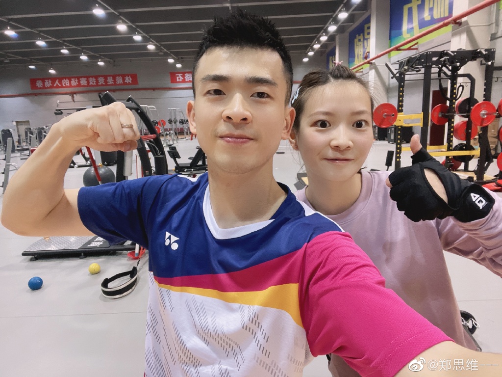 黄雅琼|外媒热议郑思维/黄雅琼遭爆冷：难以置信！世界级霸主竟轰然倒塌