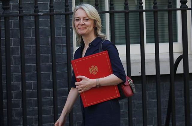 福建闽南网 “中国拒绝参加”突然炸锅！这回，英国陷入两难境地