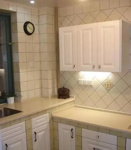 还买啥橱柜花6千块砖砌一个，比上万块的整体橱柜，结实还耐用！