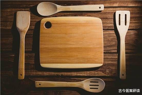 医生|一家六口相继患肝癌离世,医生:厨房这4样东西是“罪魁祸首”,抓紧处理掉