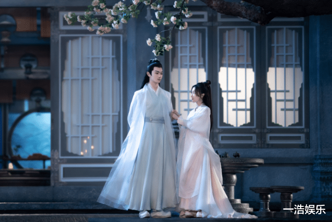 千古玦尘|《千古玦尘》烂出新高度，用透明纱布遮眼睛，在侮辱观众智商吗？