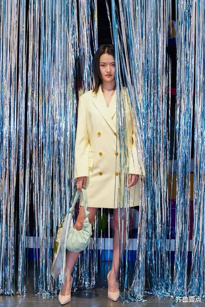 齐鲁壹点 银座“女王加冕日”完美收官！职场素人华丽蝶变迎来“高光时刻”