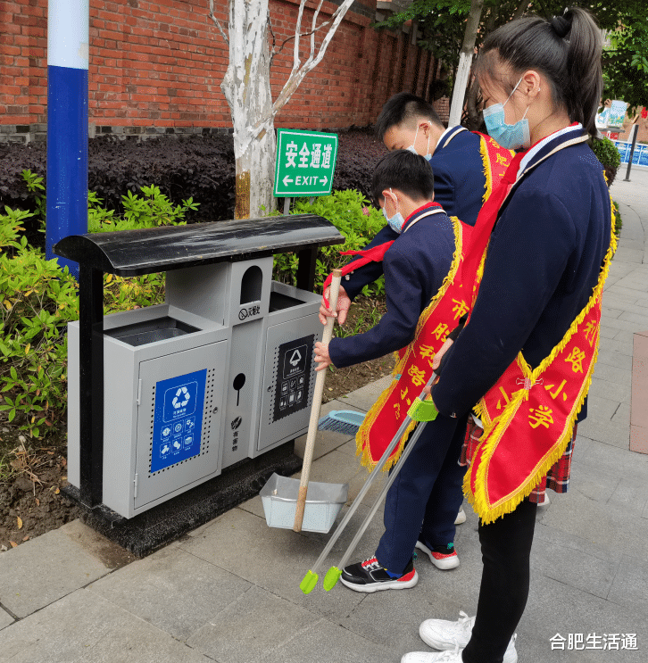 合肥生活通 合肥市胜利路小学七色花志愿劳动迎“五一”