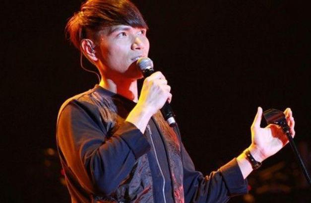 凉凉|他开演唱会迟到2个小时,忘词还不忘耍大牌,如今彻底凉凉!