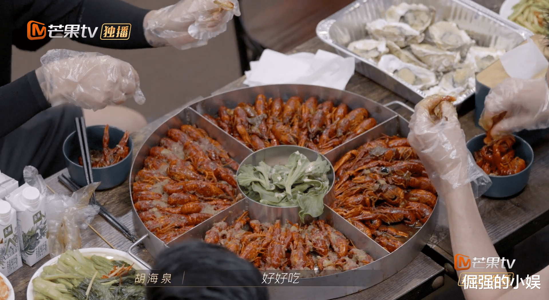 李云迪|李云迪作为钢琴家的意志力,简直太可怕,面对海鲜大餐丝毫不为所动