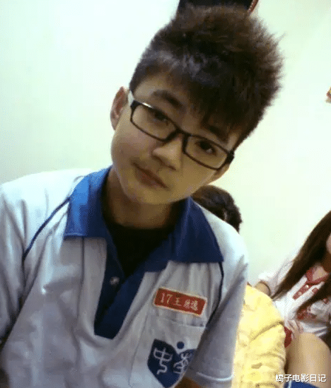 童星|被诅咒的神剧《海豚湾恋人》！全员不顺，整容劈腿事业扑街，当年人气童星坐牢！