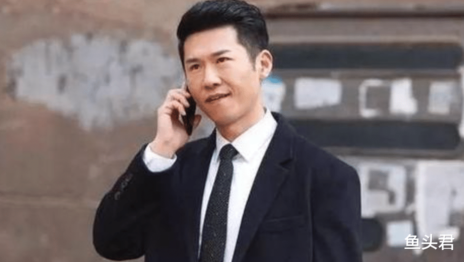 整容|不整容，不“拼妈”，不炒作，星二代演了15年配角，如今终于火了