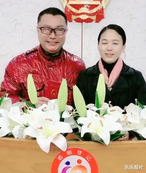 51歲尹相傑宣佈結婚：妻子漂亮可愛，是於文華做的媒人-圖2