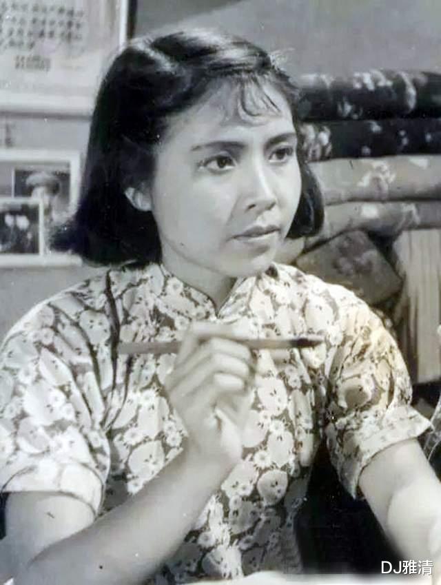 袁霞|袁霞好姐妹,张勇手老搭档,昔日八一厂花旦,人美戏好却不红,如今现状如何?