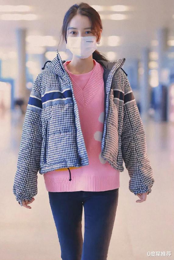 Angelababy|baby穿“无痕裤”露面，未修生图暴露腿型，看完后理解黄晓明