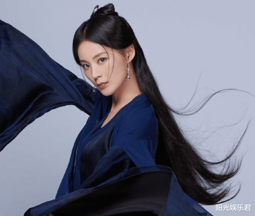 小龙女|《神雕侠侣》也再次被翻拍，新版小龙女被吐槽，颜值还没有李莫愁高