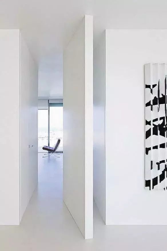 装修设计时尚圈儿|墙上有门这样做，隐形门和背景墙融合，更有整体感！