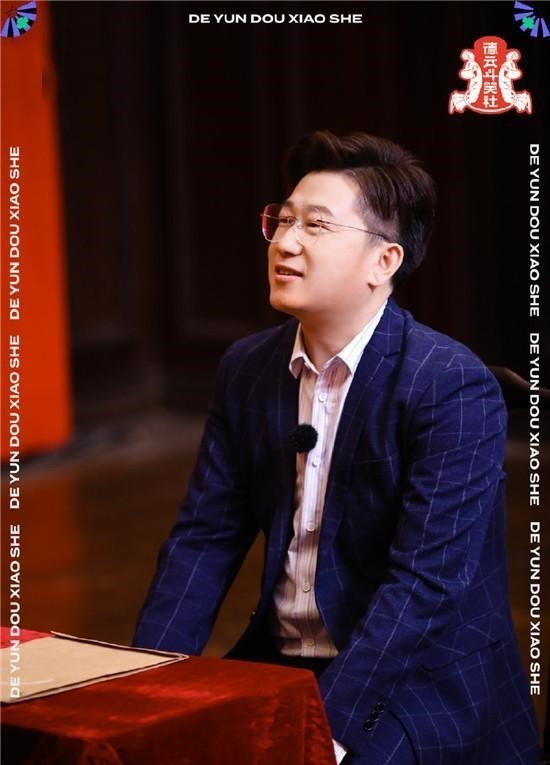 皓月长星|岳云鹏孟鹤堂独辟蹊径，作品获师父郭德纲和于谦肯定，张鹤伦点赞