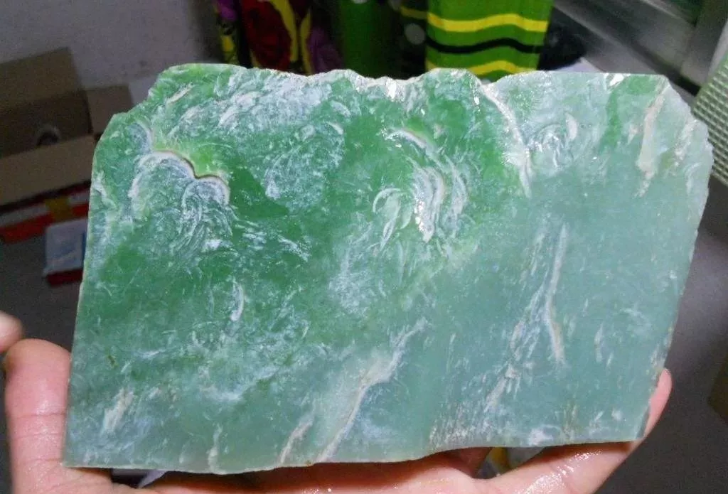 小叶紫檀|说说和田玉的有色料的那些事