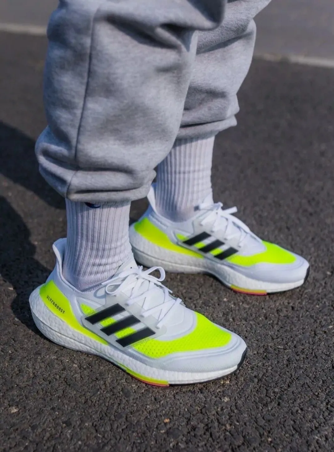潮之物|地表最强跑鞋Ultra Boost焕然一新！