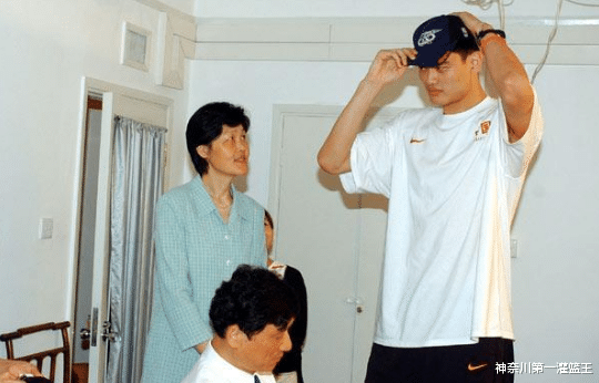 姚明|2011年，赛季报销的姚明成为自由球员，当时联盟各队报价如何？