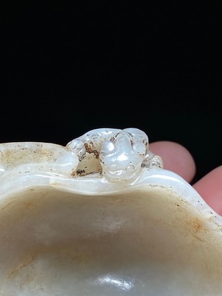 交易|战国 和田玉籽料受沁 龙形玉佩 挂件