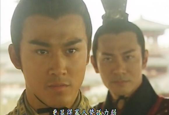 街拍|乘电车租村屋的江华，拒演影版《寻秦记》，59岁复出拍戏或因发哥