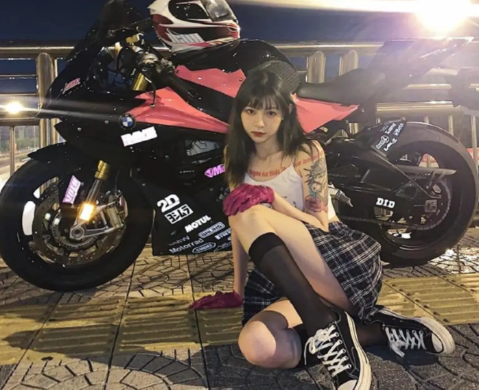 范上官|不雅视频被疯传，被爆身世造假的机车女神痞幼，到底是什么来头？