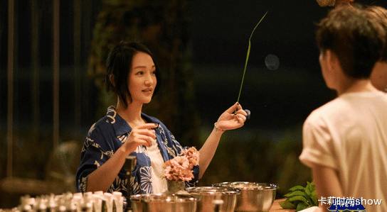 卡莉时尚show|秋季穿搭怎能少了衬衫？单穿、叠穿都时髦，实用性很高的单品