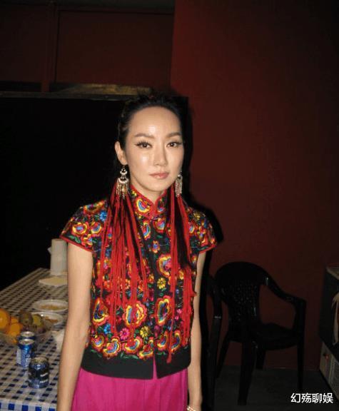 柳岩|金星不再沉默，扯下萨顶顶造假的“遮羞布”，难怪沦落到街头商演