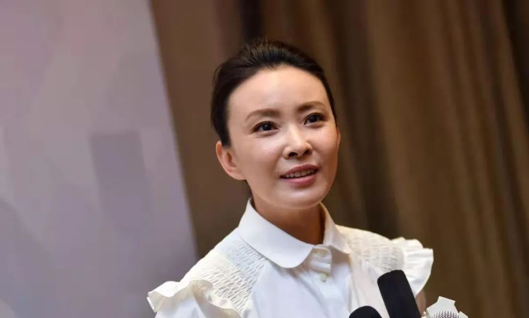 钱枫|中年女星“天花板”刘威葳：从央视主持人到嫁富商，亲手改写命运