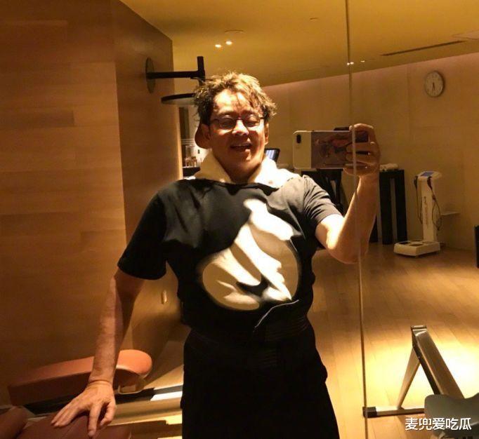 谭咏麟|71岁谭咏麟晚节不保?疑似插足粉丝感情,评论区被网友沦陷