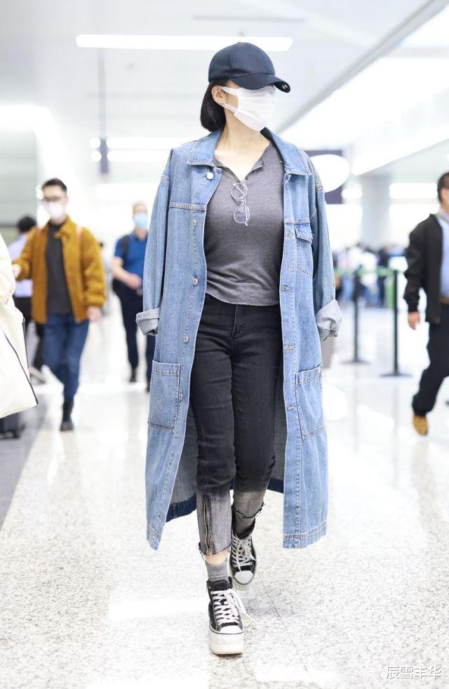 辰雪丰华 52岁许晴状态好,可不仅仅因为不老颜,“气质清新”又会穿才关键