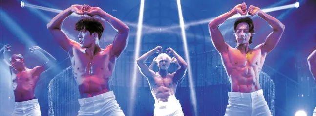 冯提莫|韩国女爱豆变身导演，作品竟是成年女性才能观看的19禁公演