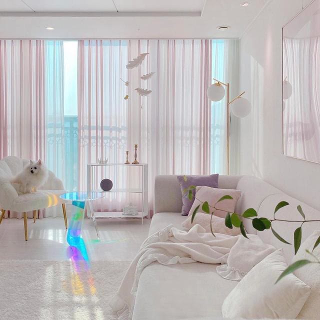 家居师太Monica|韩国太太因会布置而火遍网络，全屋简单治愈，唯美的堪比电影场景